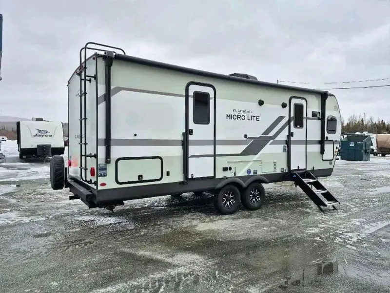 2026 Flagstaff Micro Lite 25FKB