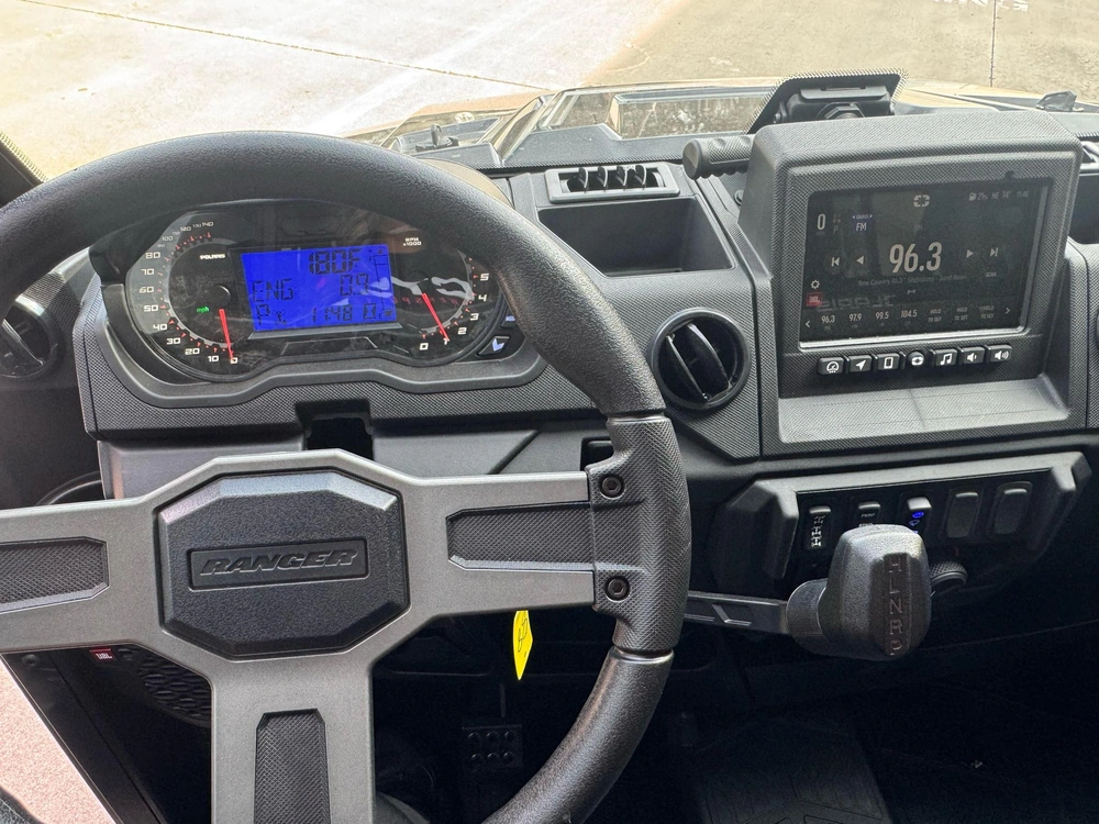 2026 Polaris Rgr Crew Xp 1000 Ns Tx Black Crystal Texas Edition Texas Edition alt