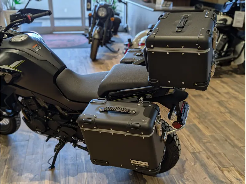 2026 CFMOTO IBEX 800 EXPLORE // Gem Black thumbnail 12