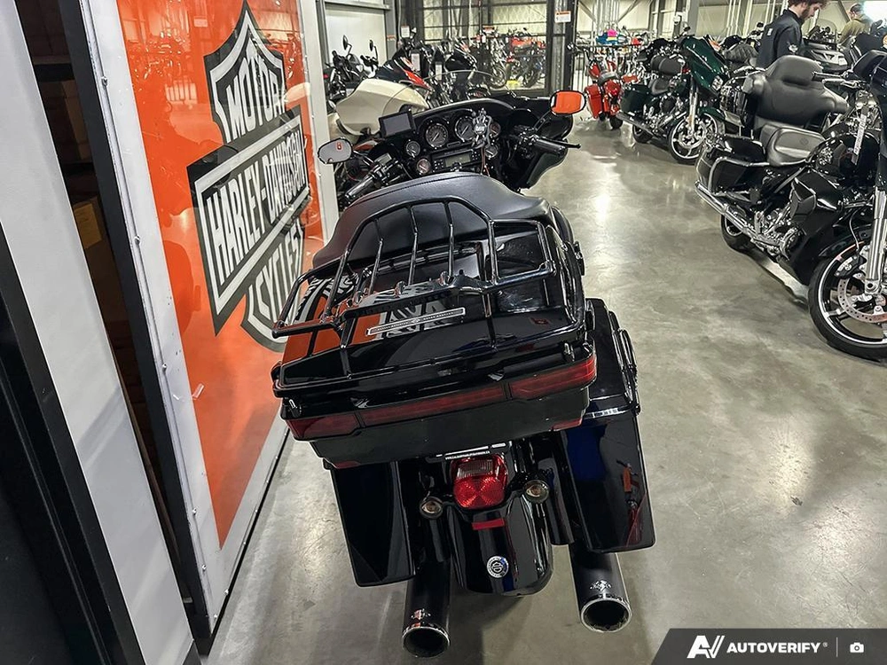 2010 Harley-davidson Cvo Ultra Classic alt