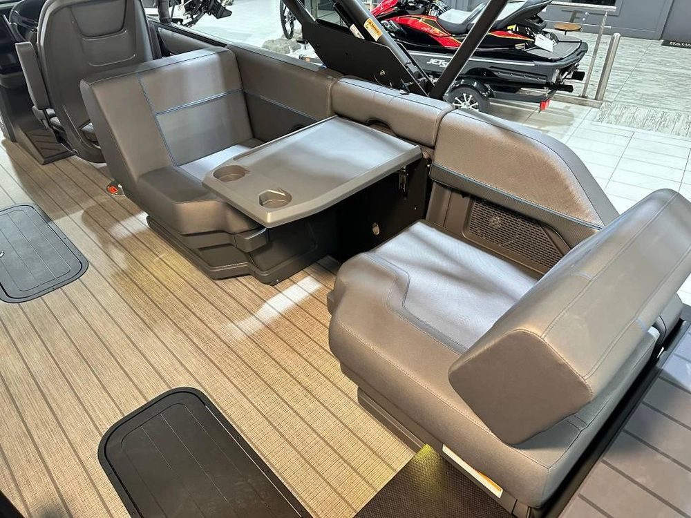 Manitou 26 Explore Navigator Max 2024 alt