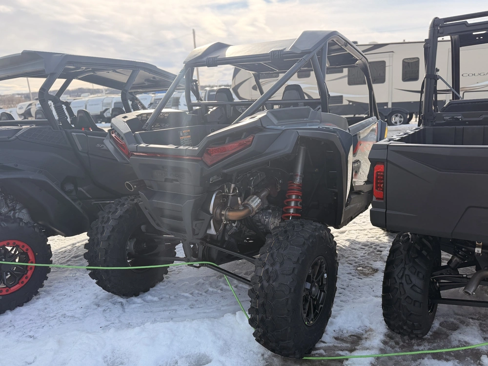 2026 Polaris Rzr Xp 1000 Ultimate alt