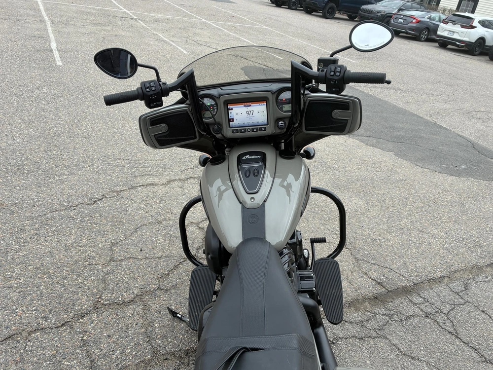 2023 Indian Motorcycle Chief Dark Horse® alt