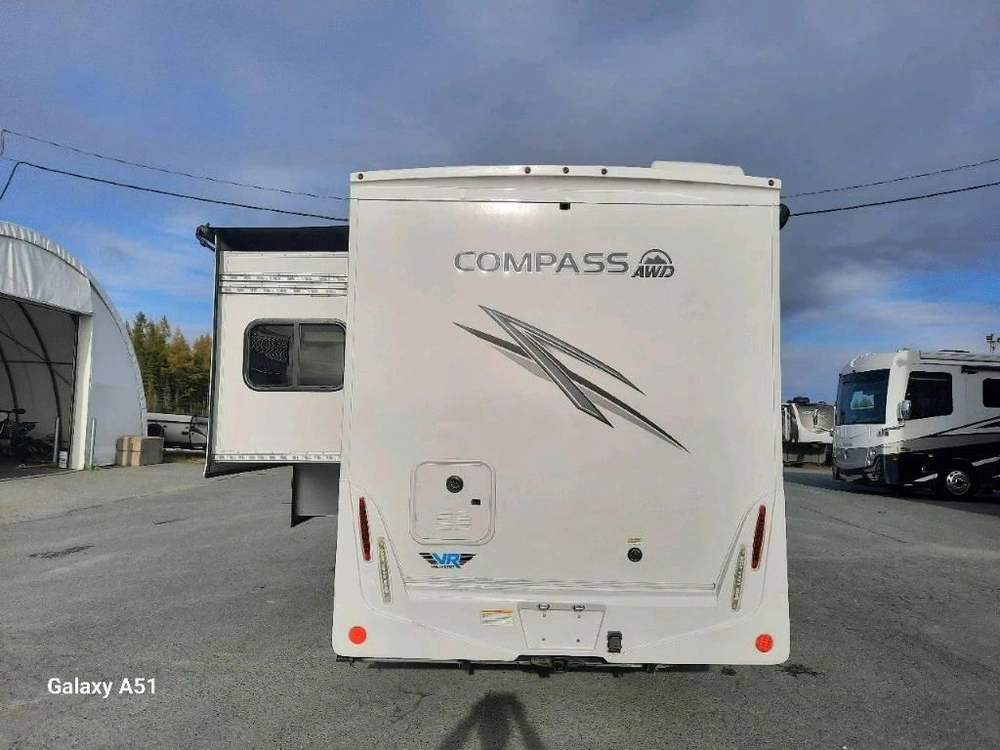 Thor Compass 23tw 2024 alt