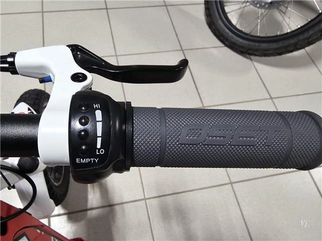2023 Stacyc 12 Edrive Kids E-bike alt
