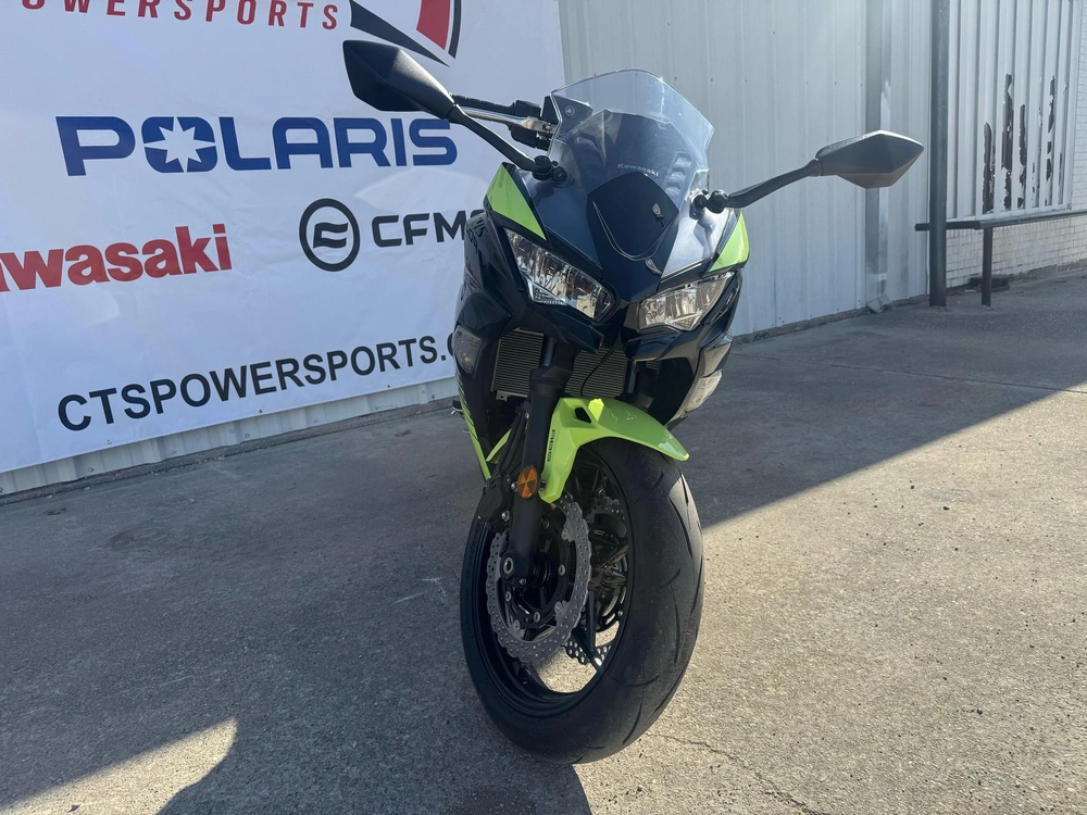 2026 Kawasaki Ninja® 650 Abs Abs alt