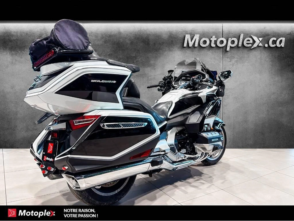 Honda Goldwing Tour 2018 alt