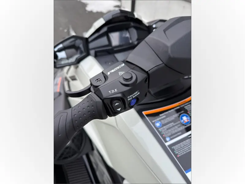 2026 Yamaha VX Cruiser HO (w/ Audio) thumbnail 10