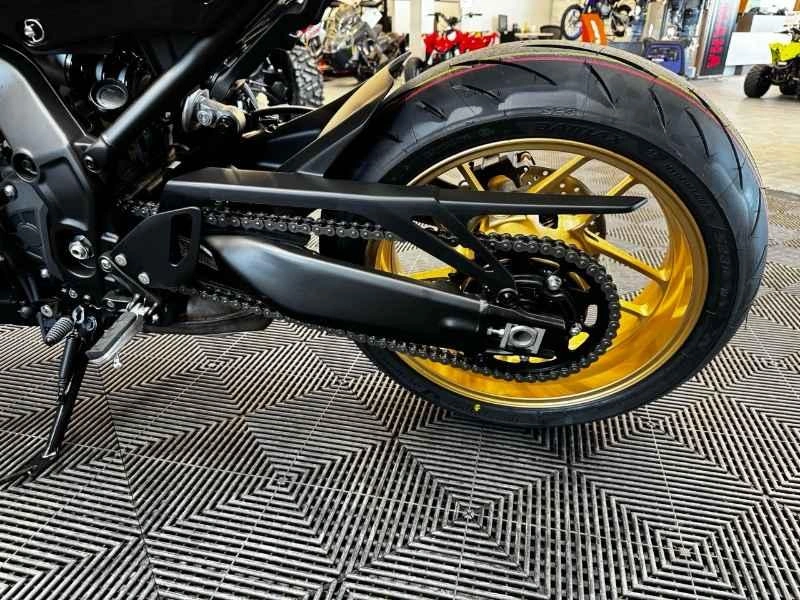 2026 Yamaha Xsr900 alt