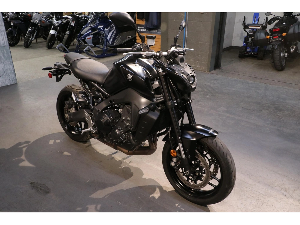 2021 Yamaha Mt-09 alt