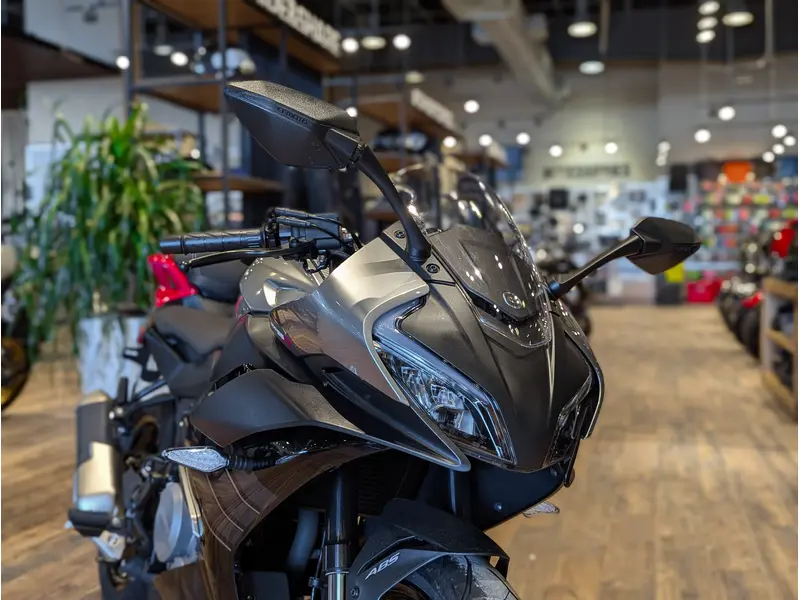 2026 CFMOTO 300SS // Nebula Black thumbnail 3
