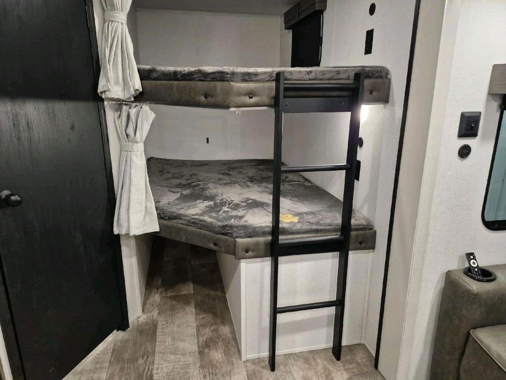 Palomino Puma 28dbfq 2025 alt