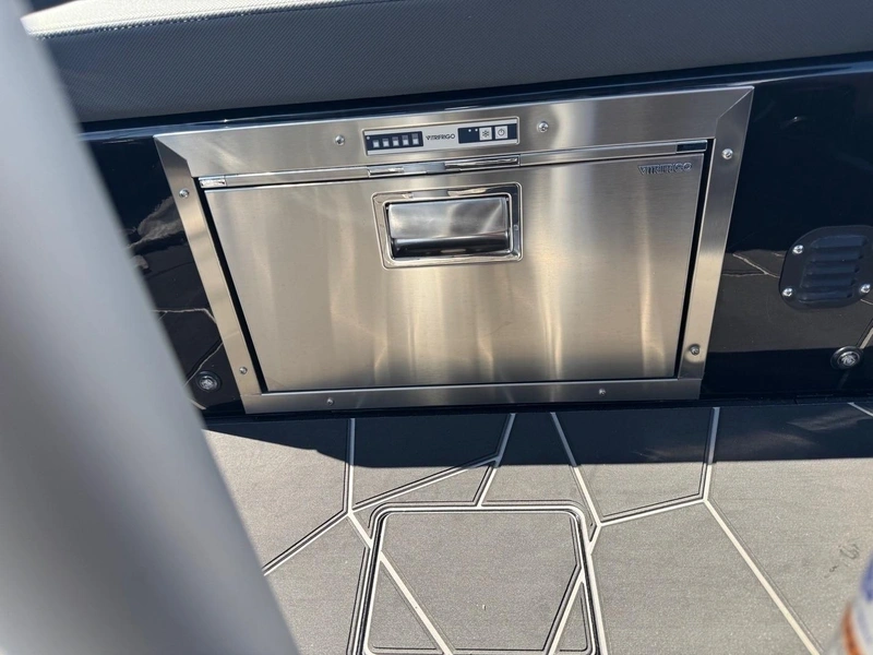 2025 Highfield Sp 760 alt