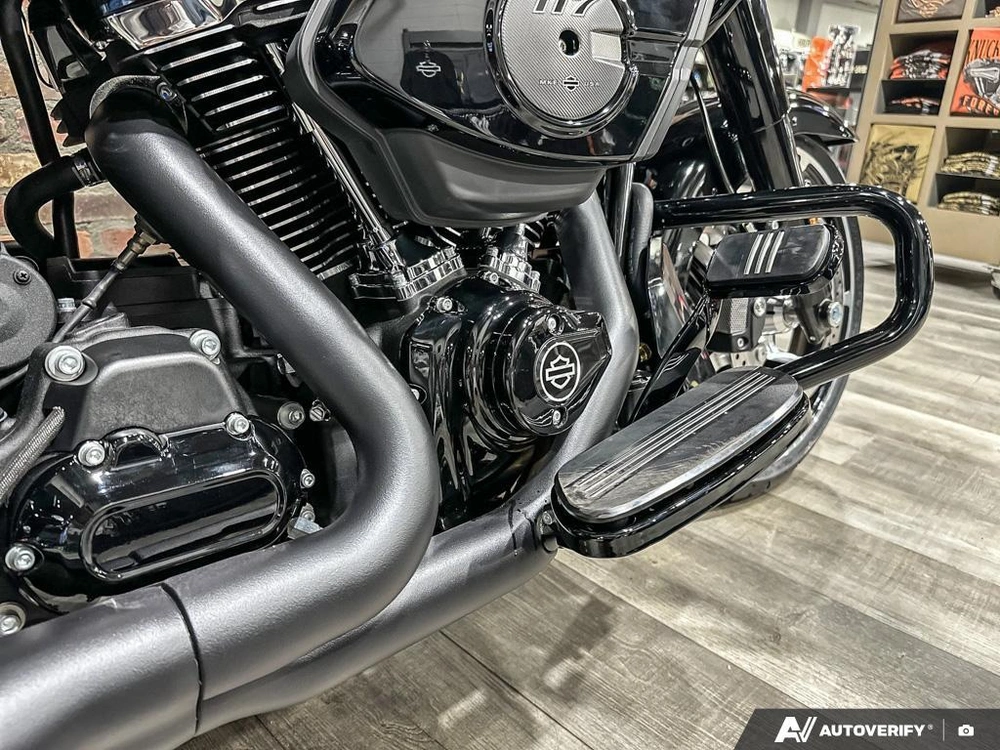 2026 Harley-davidson Road Glide alt