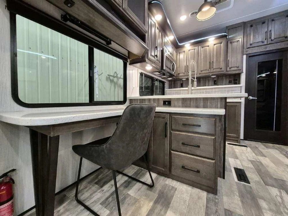 Heartland Cyclone 4101 2020 alt