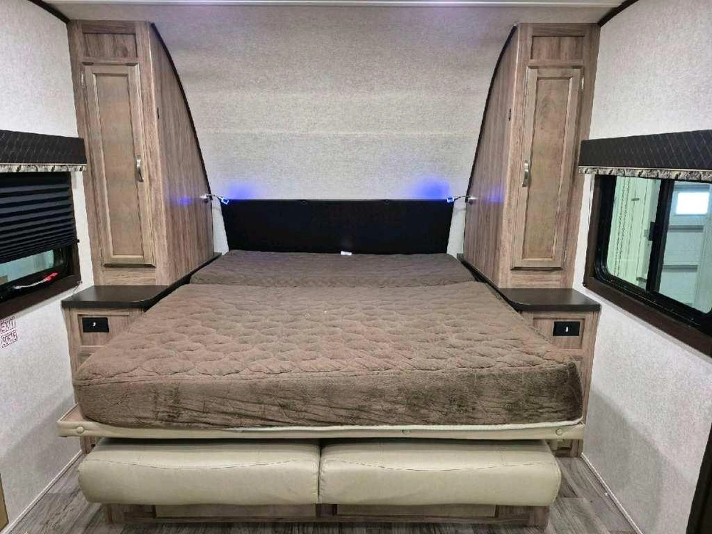 Jayco Jay Feather 23bhm 2019 alt