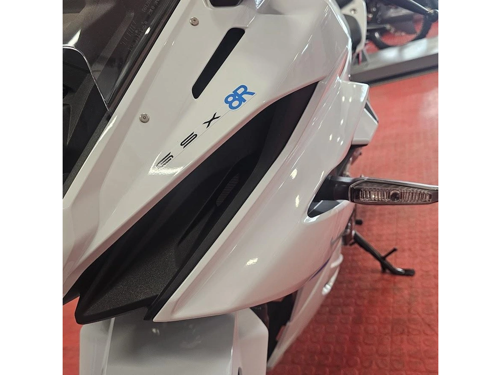 2026 Suzuki Gsx 8r alt