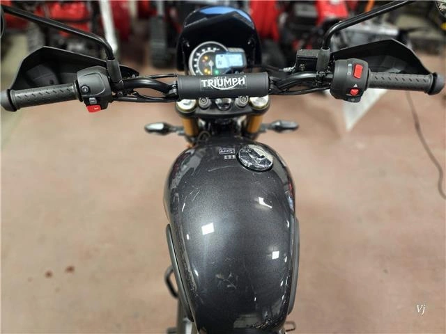 2026 Triumph Scrambler 400 Xc alt