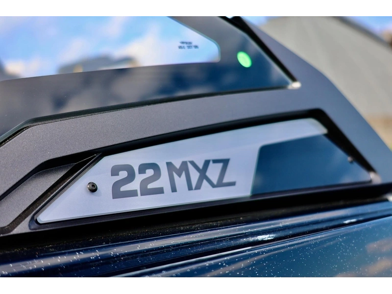 2025 Malibu 22 Mxz alt