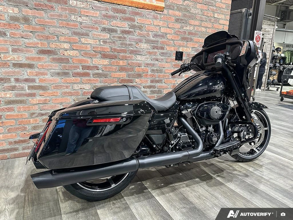 2026 Harley-davidson Street Glide alt