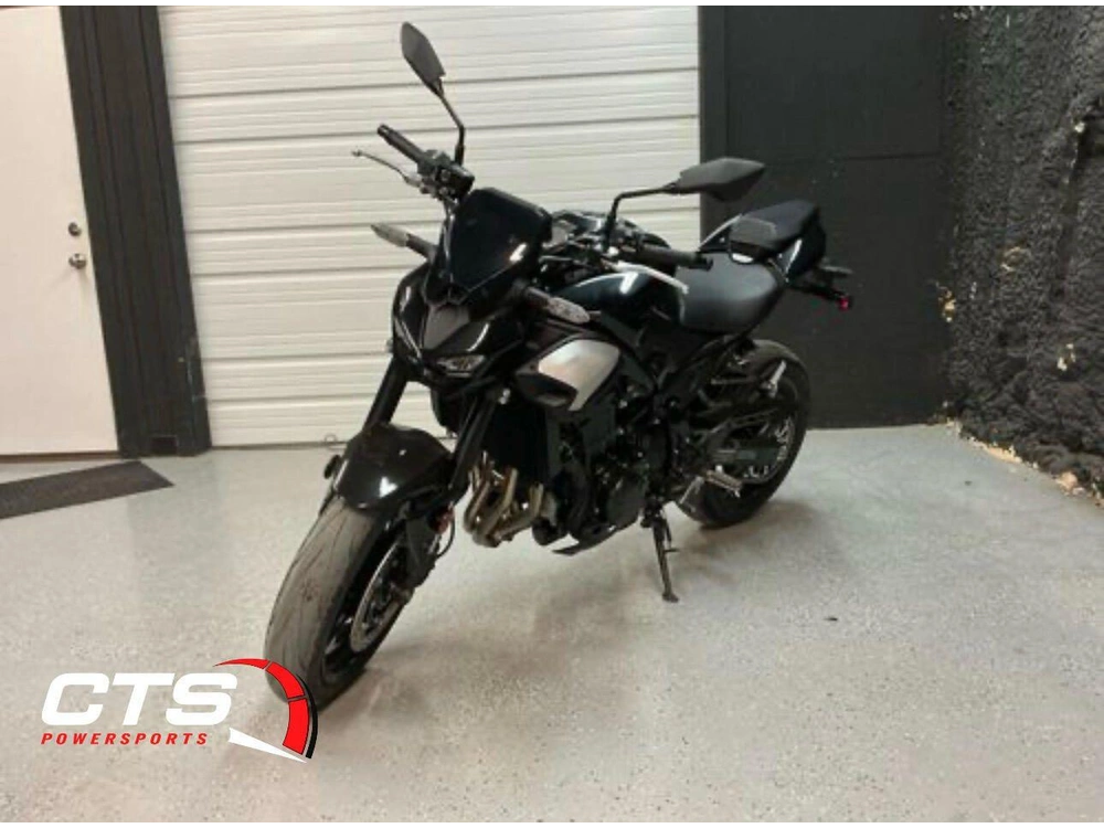 2025 Kawasaki Z900 Abs Abs alt