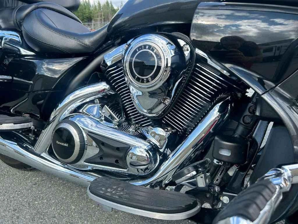 Kawasaki Vulcan Voyageur 1700 2015 alt