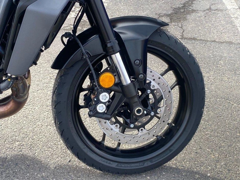 Yamaha Mt-09 Rabais De 2,200$ Certaines Conditions S'appliquent 2025 alt