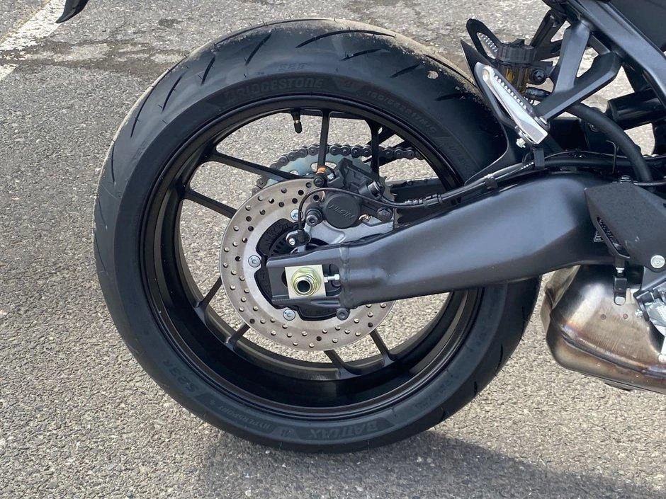 Yamaha Mt-09 Rabais De 2,200$ Certaines Conditions S'appliquent 2025 alt