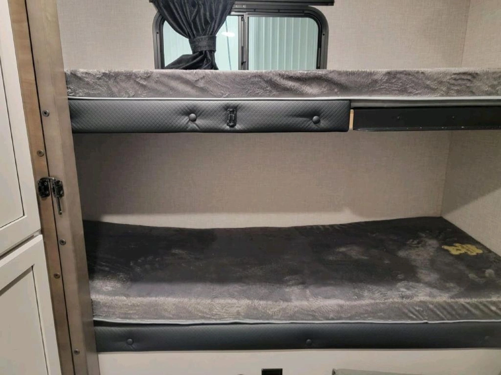 Jayco Eagle Ht 31qcd 2025 alt