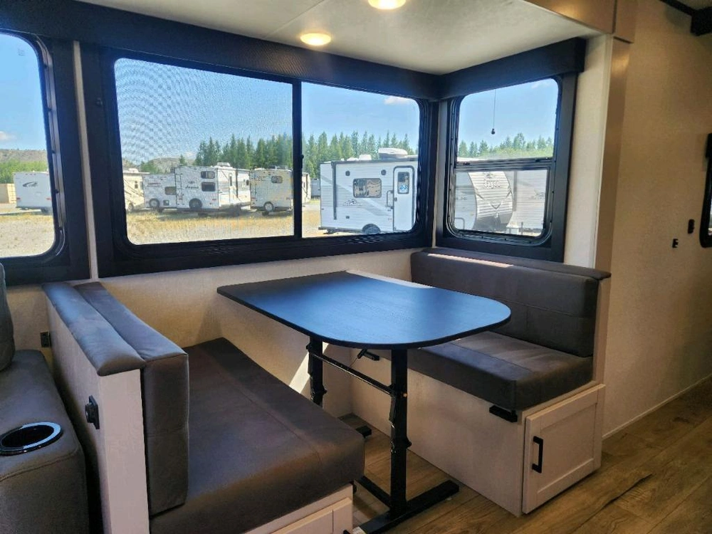 Jayco Jay Feather 25rb 2026 alt