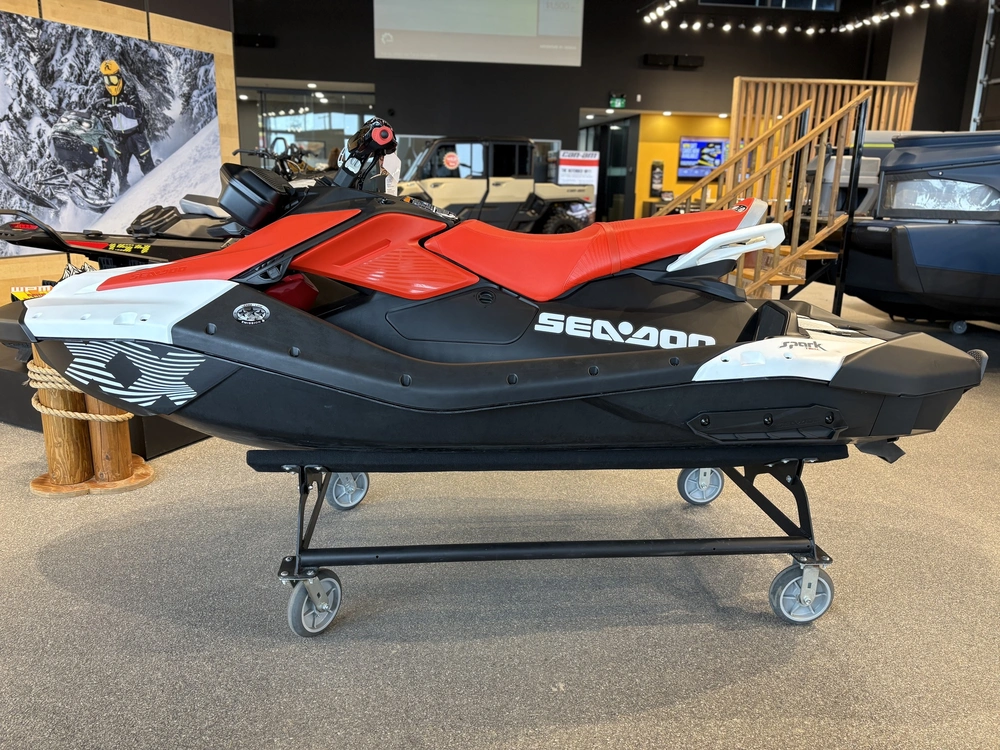 2026 Sea-doo Spark Trixx For 3 (sound System) alt