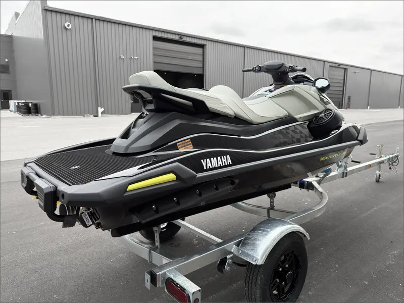 2026 Yamaha VX Cruiser HO (w/ Audio) thumbnail 4