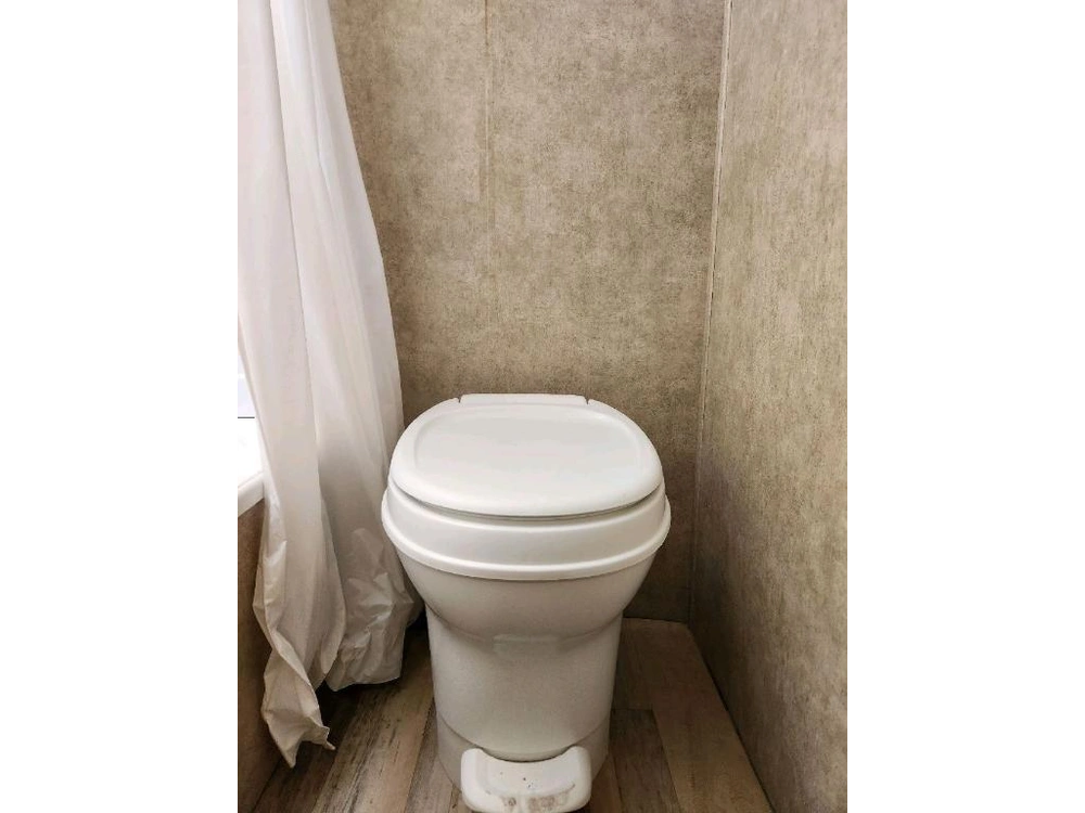 Coachmen Viking 17bh 2019 alt