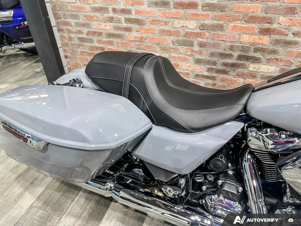 2026 Harley-davidson Road Glide alt