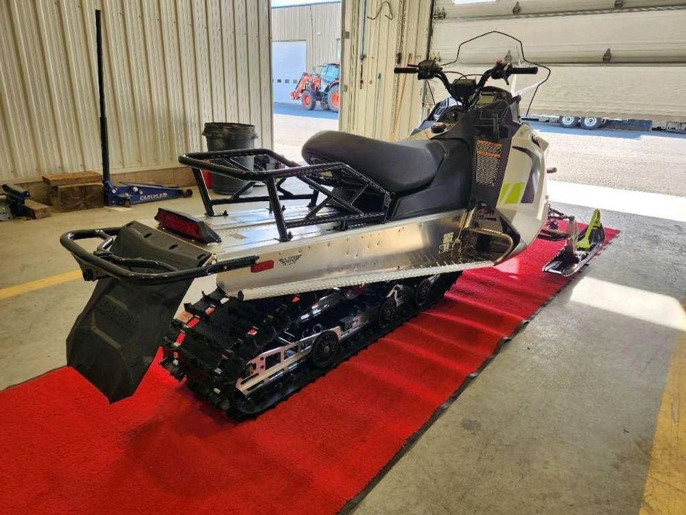Polaris 550 Voyageur 144 2025 alt