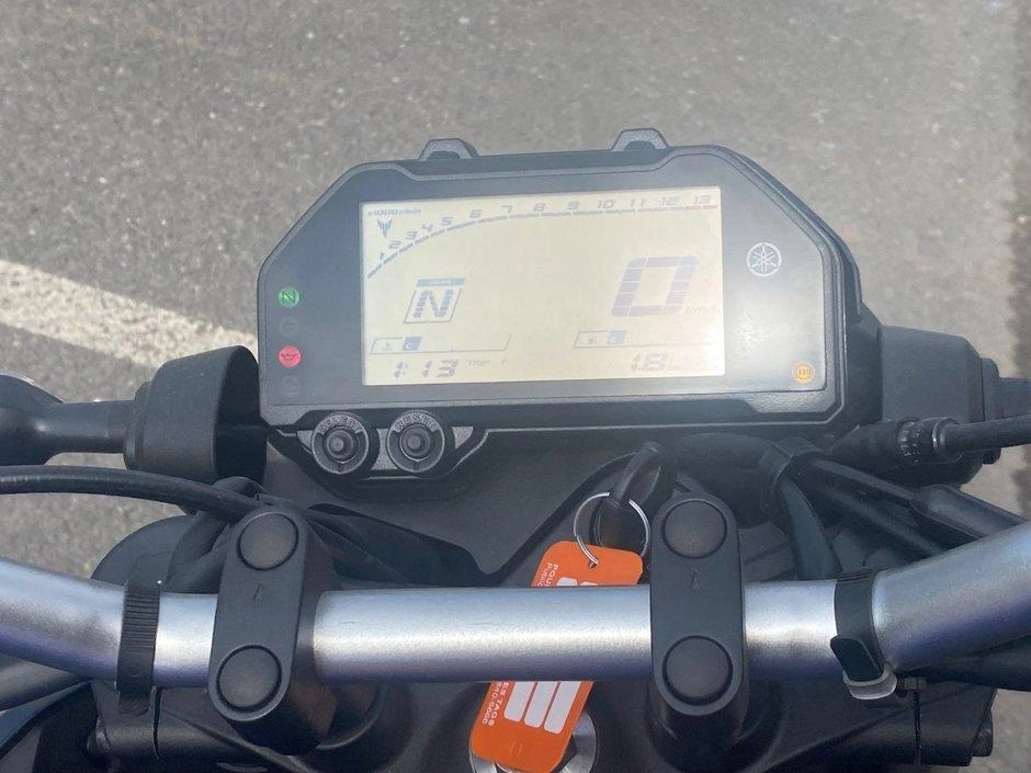 Yamaha Mt-03 Rabais De 1,700$ Certaines Conditions S'appliquent 2024 alt