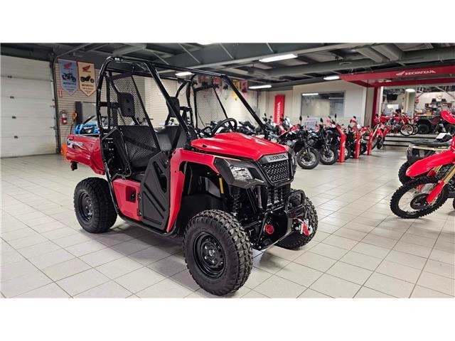 2026 Honda Pioneer 520 Standard alt