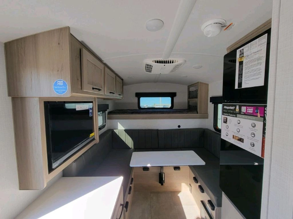 Flagstaff E-pro 15rdg Cuisine Ext. Bunk 2025 alt