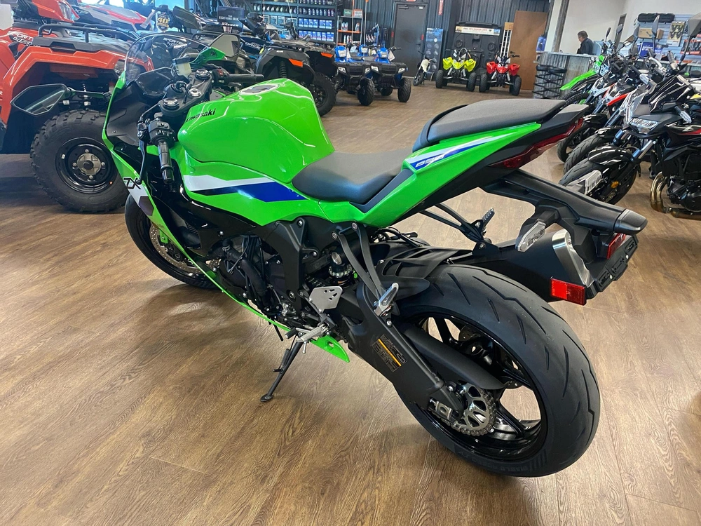2026 Kawasaki Ninja® Zx™-6r Base Base alt