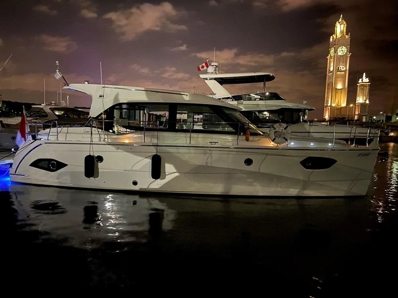 Bavaria Motoryachts E40 Sedan 2018 alt