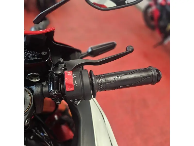 Yamaha YZF-R3 ABS 2026