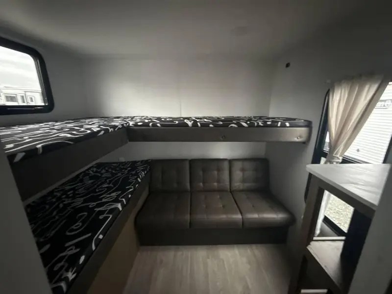 Forest River Wildwood 273QBXL 2026