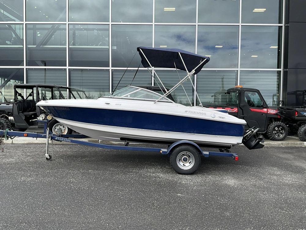 Four Winns 200 2011 alt