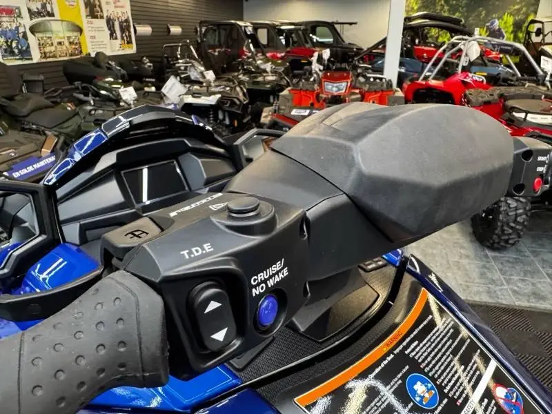 2026 Yamaha VX Limited thumbnail 15