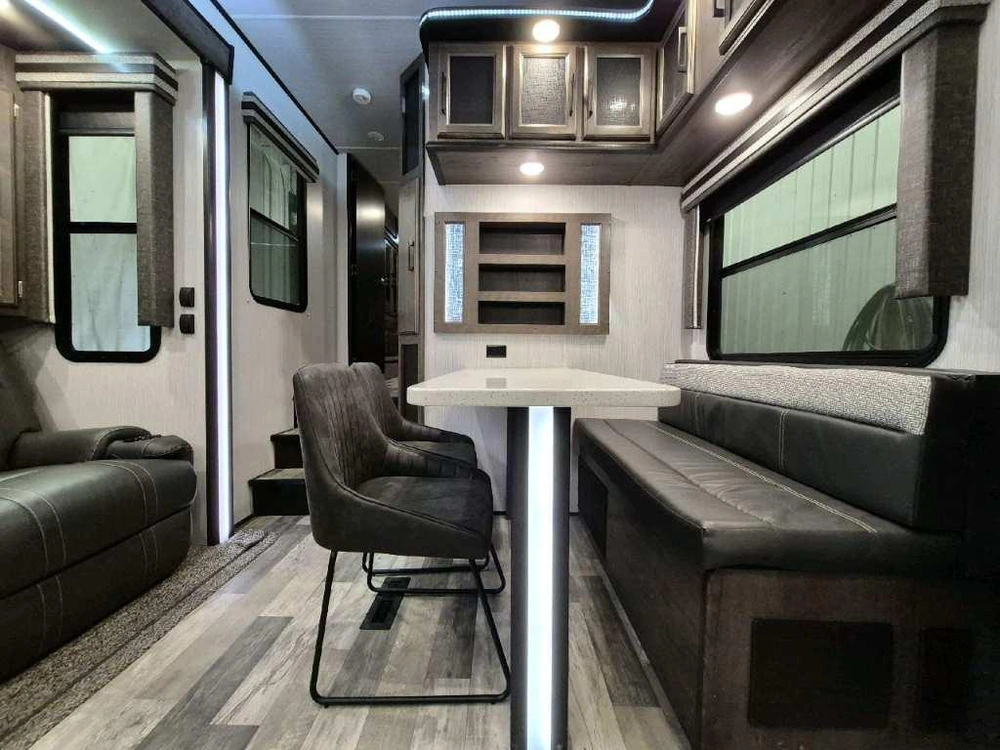 Heartland Cyclone 4101 2020 alt