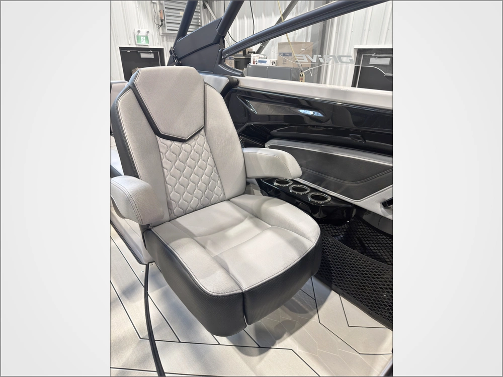 2026 Yamaha 255xd $3,000 Rebate alt