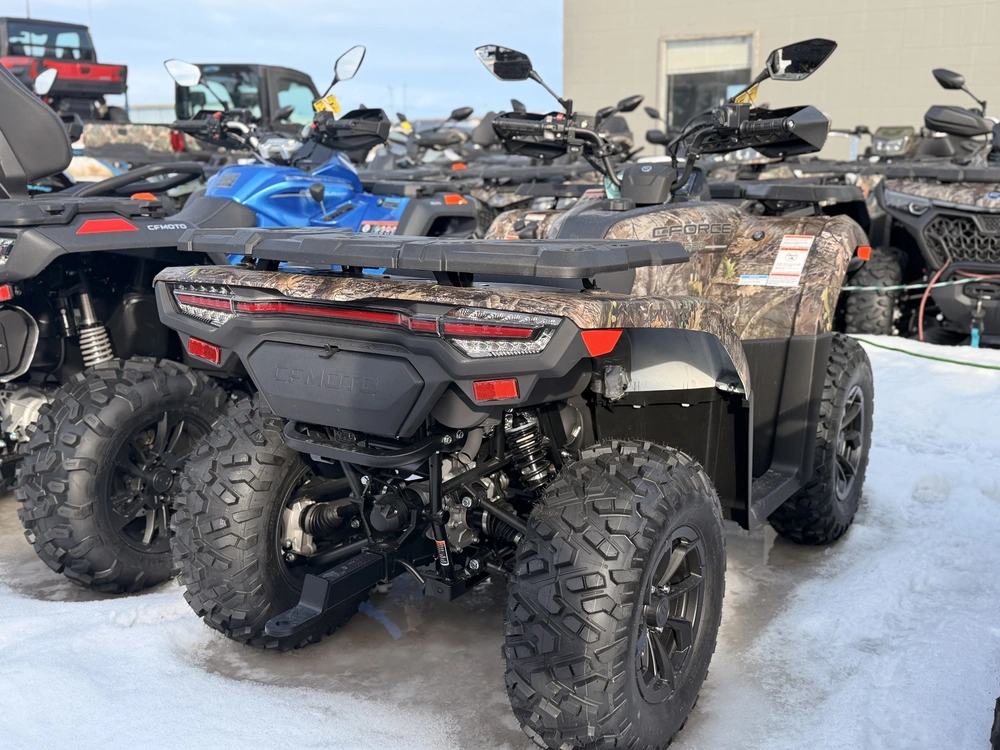 2026 Cfmoto Cforce 500 alt