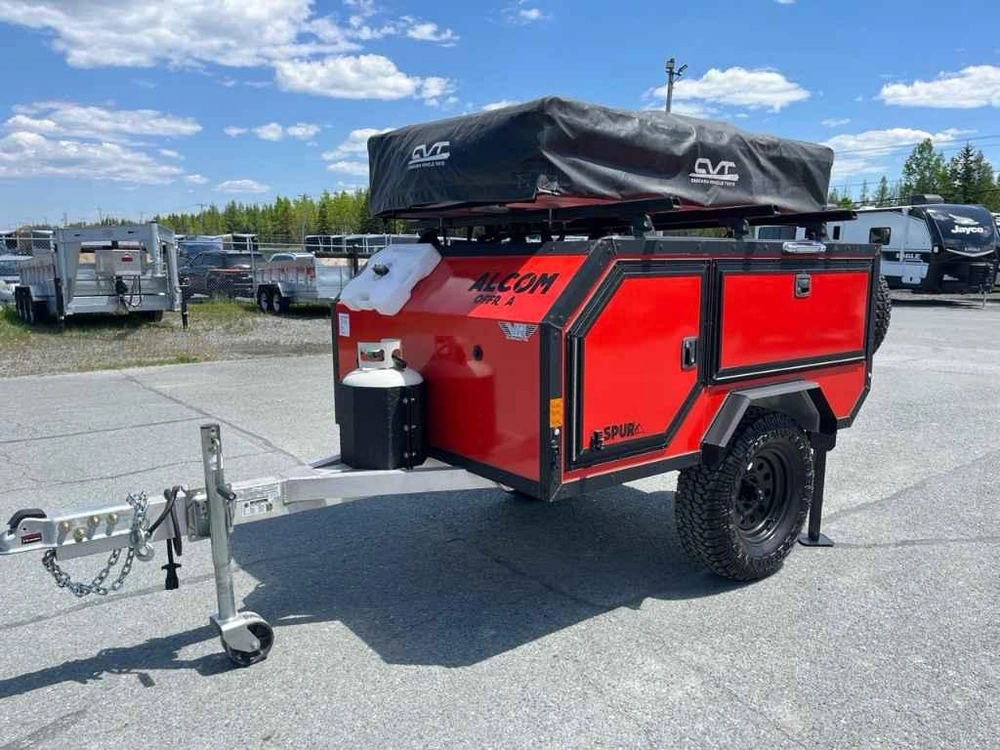 Alcom Off Road Spur Overlanding Jeep 2023 alt