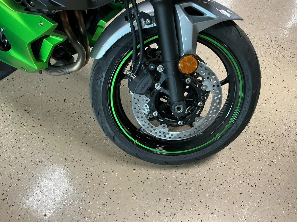 2024 Kawasaki Ninja�� 7 Hybrid Abs Hybrid Abs alt