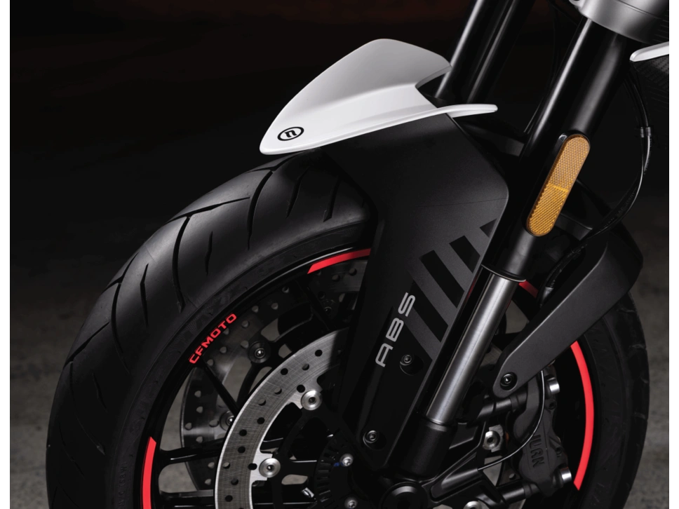 Cfmoto 800nk Rabais De 2,400$ Et Financement 5.99% Sur 60 Mois 2024 alt